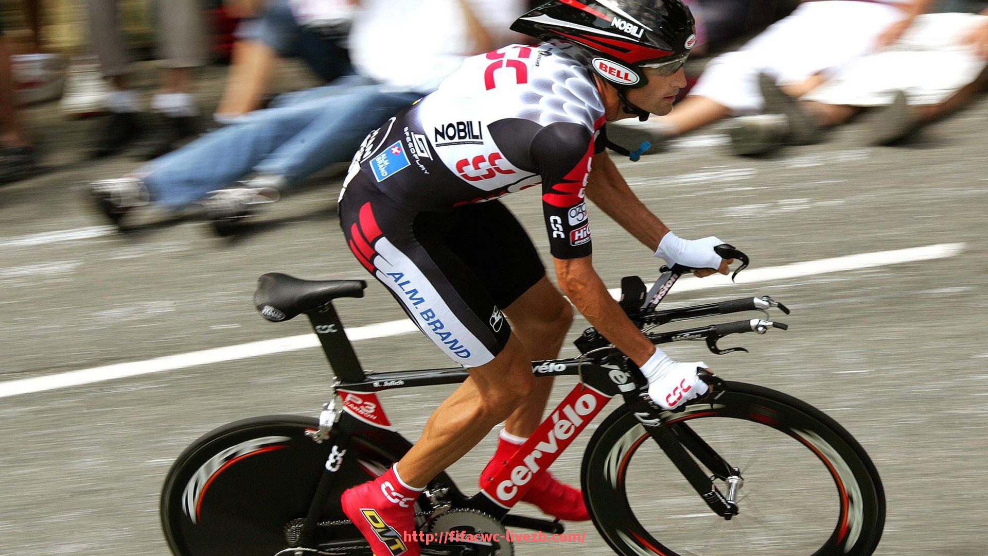 世俱杯直播-拜仁球迷互动板块热点内容及其对球队支持力度分析